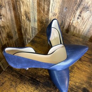 Cole Haan navy blue pumps